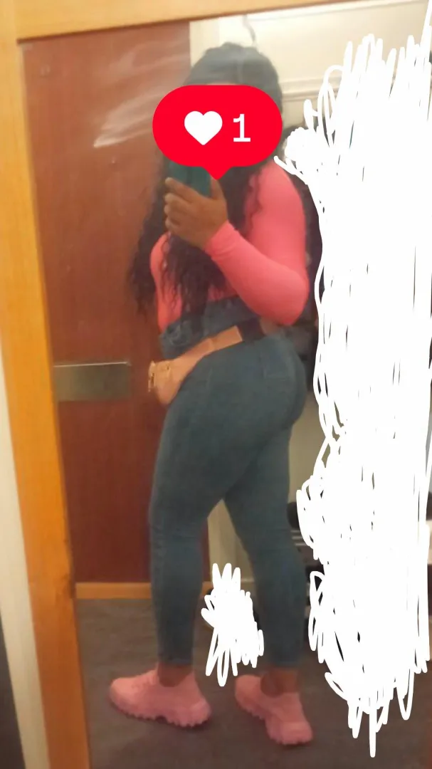 Femboy headscissor content incoming, subscribe to my fansly, link in bio  posted by MissfattyX