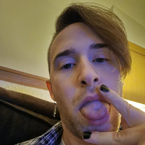 Femme boi twixxx deth by Lexxxi_Twixxx_Deth