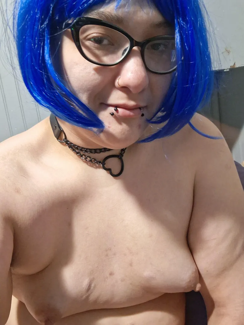 Fetish friendly Bbw milf with few limits, cute little tits AVAILABLE NOW for sext/RP, making custom pics/vids, or doing domination or submission sessions! (Dirty domination included) :) i also have low priced premade stuff,sell panties and ship fetish it posted by animequeen1993