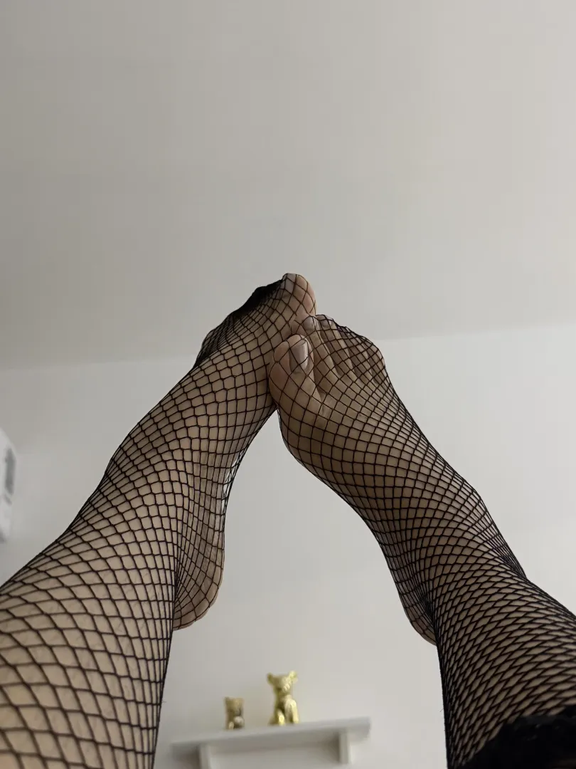 Fetish friendly seller [cam] [sext] [vids] [pics] [gfe] and premades xoxo posted by Sky0red