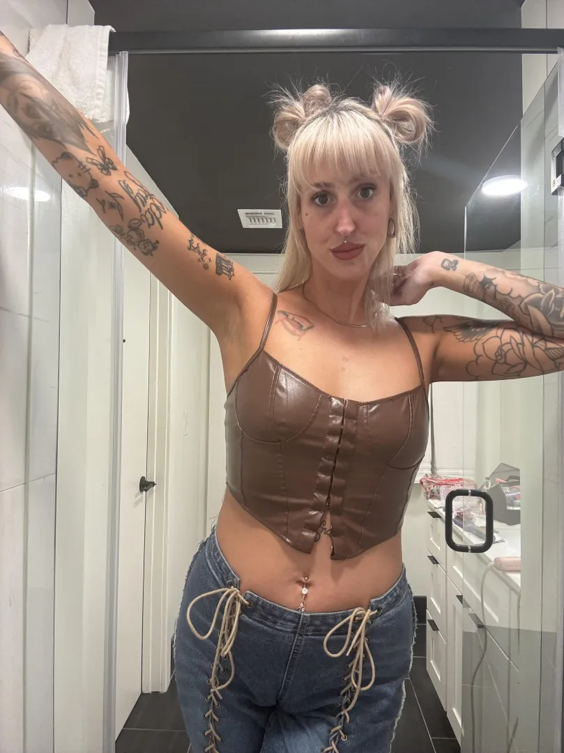 Fetish Haven Seller Profile for u/EmilyArrowPleases posted by HavenMom