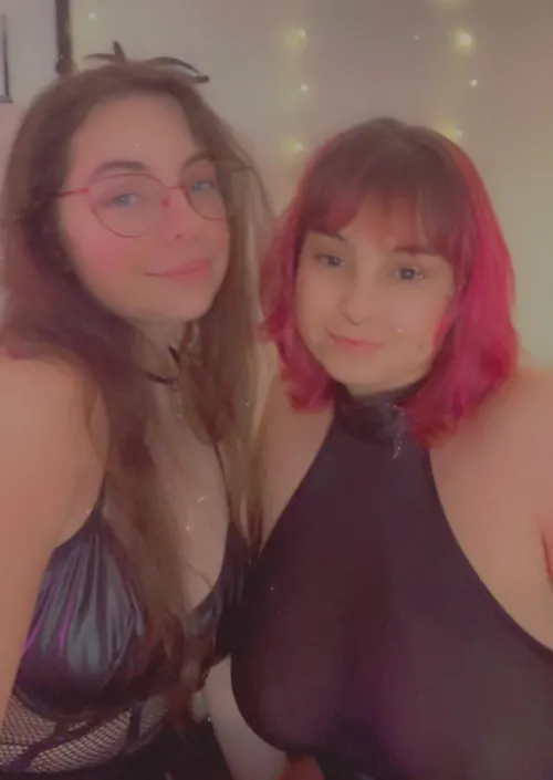 Fetish Haven Seller Profile for u/IsaXSab by HavenMom