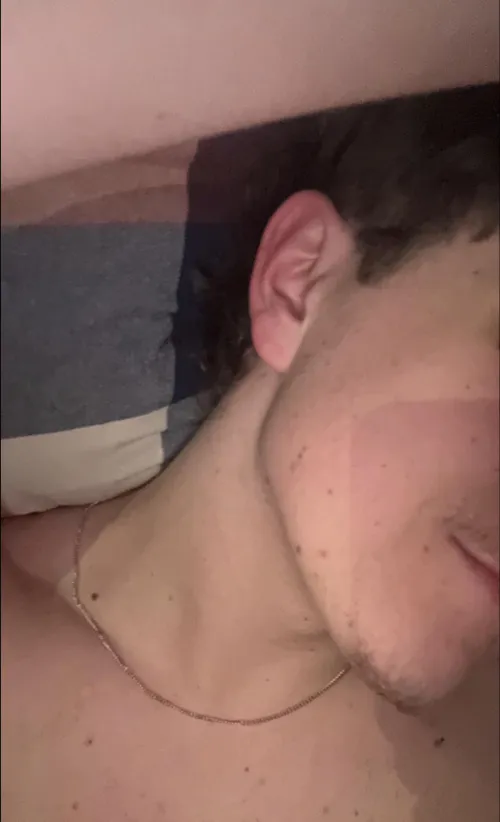 Fijne avond allemaal, Wie verveelt zich nog meer?? by Ok_Cantaloupe7733