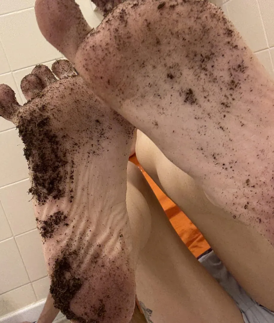 Filthy feet are my ultimate passion posted by MallowWhisk