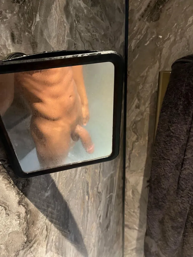 Find me in the locker room posted by marcusishuge