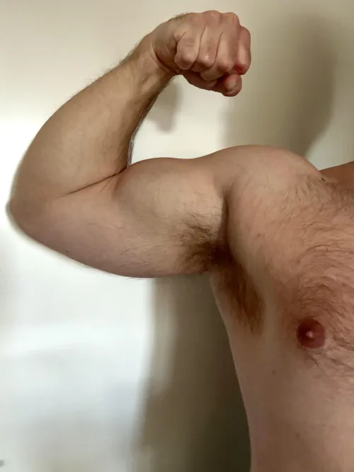 Finishing the week with a bit of bicep and pit check  by PureHairyTorso