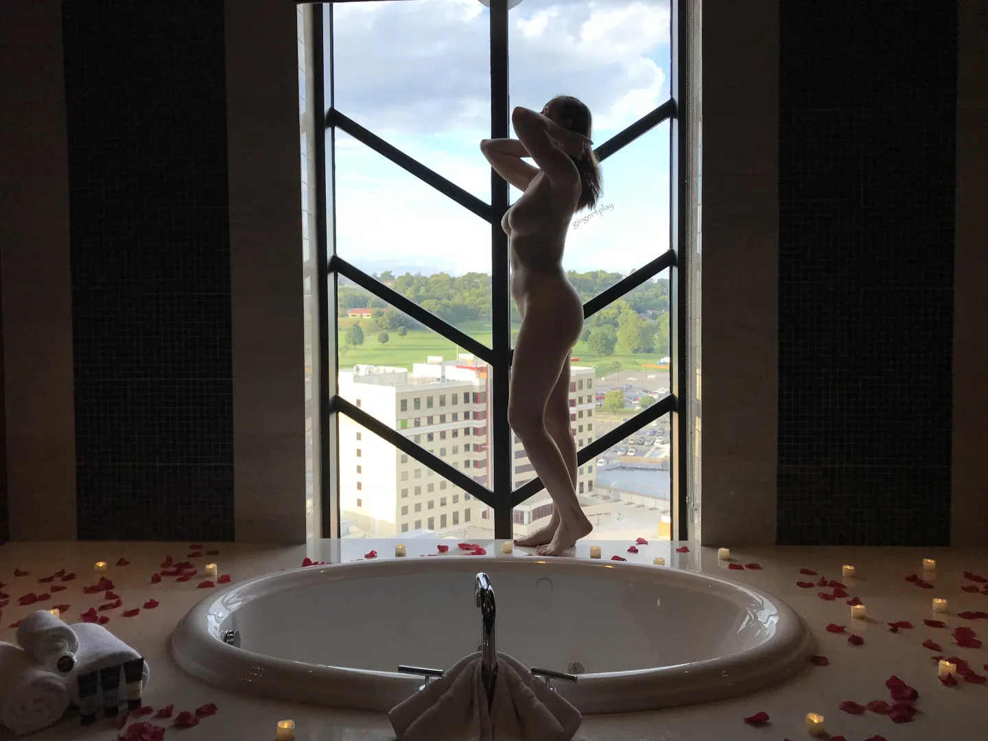 First date with roses means you’re getting drenched in more than just the tub posted by _ginger4play