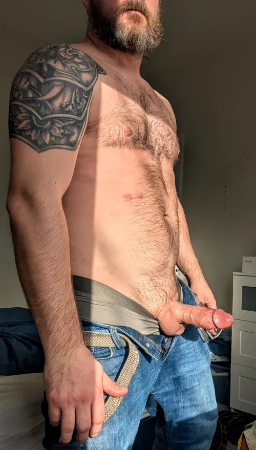 First time posting here. Enjoy!! [42M] by Patdickstar