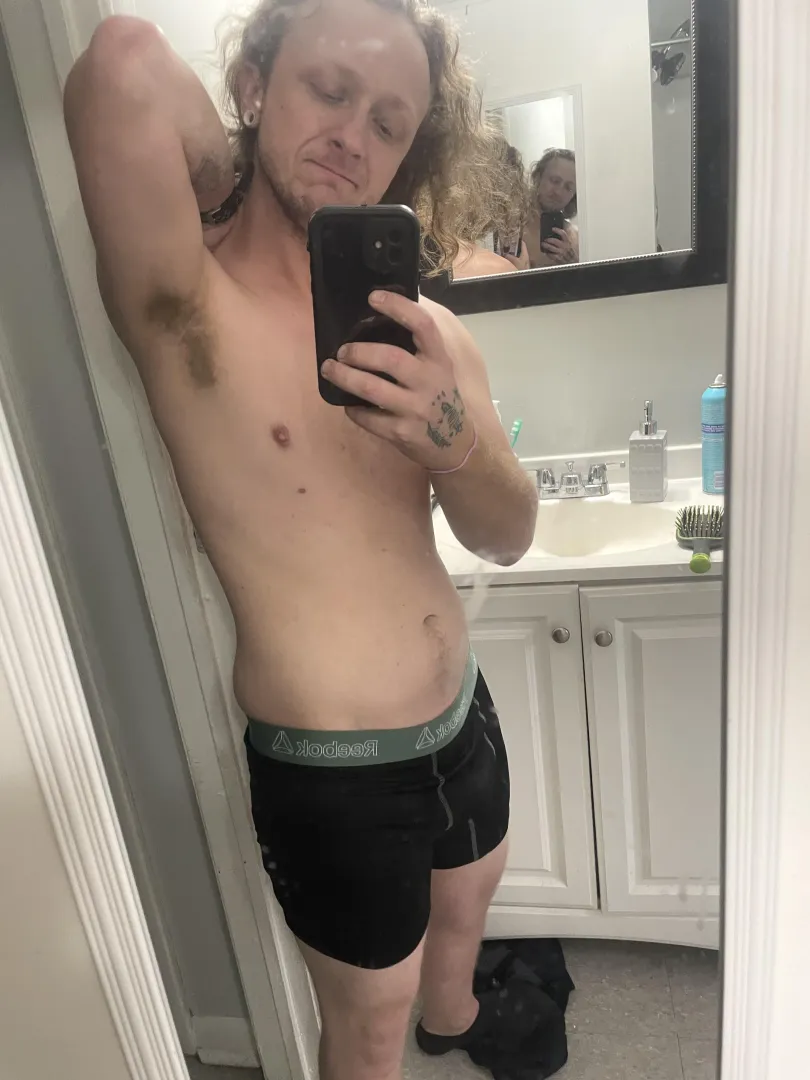 First time selling. Anyone interested? 28/alabama posted by Dismal-Cash3866