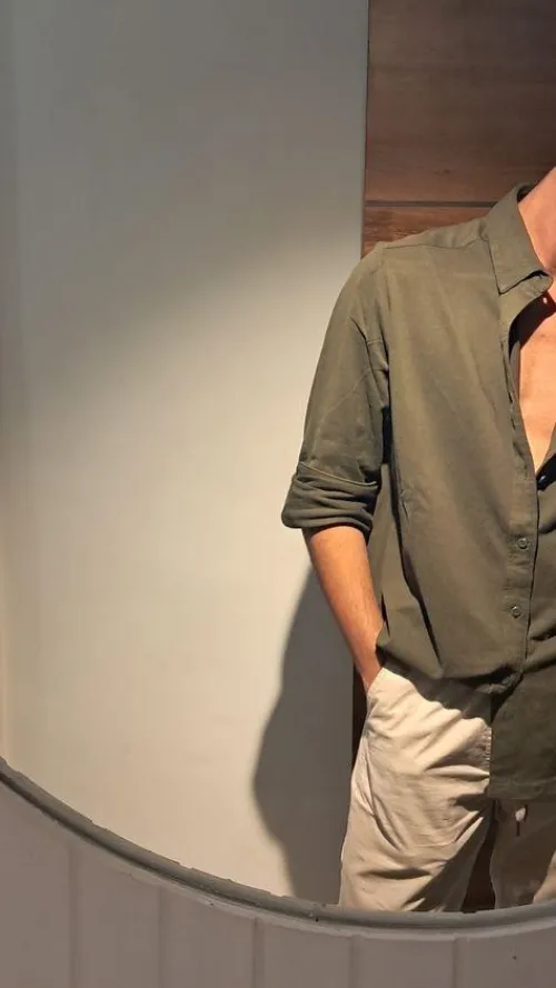 Fit and attractive Latino/Arab lawyer - wanting to show off to females by theflyotter