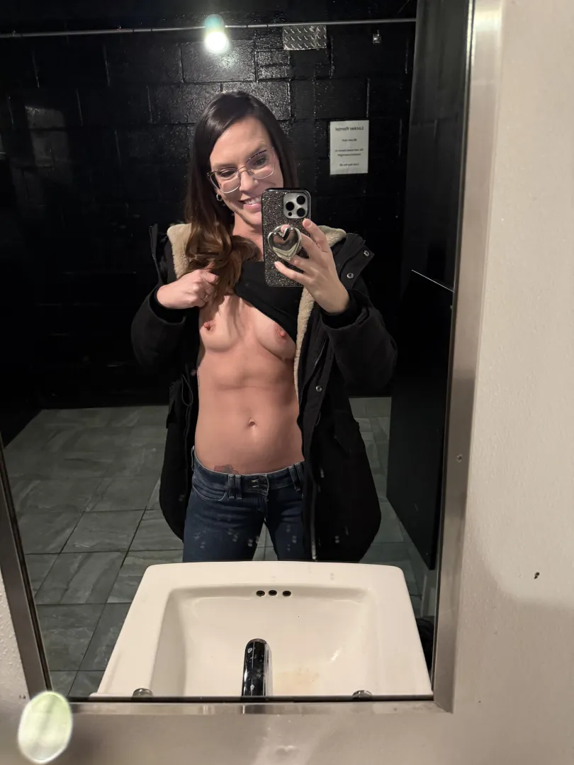 Fit little 36 year old mama posted by Hedontastical