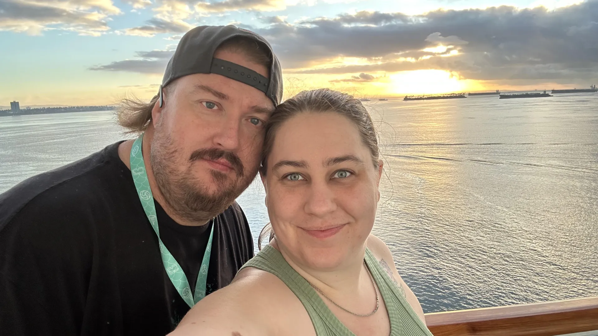 Flagstaff Thursday or Friday (2/27) night. Looking to meet up! posted by amburr-boobs