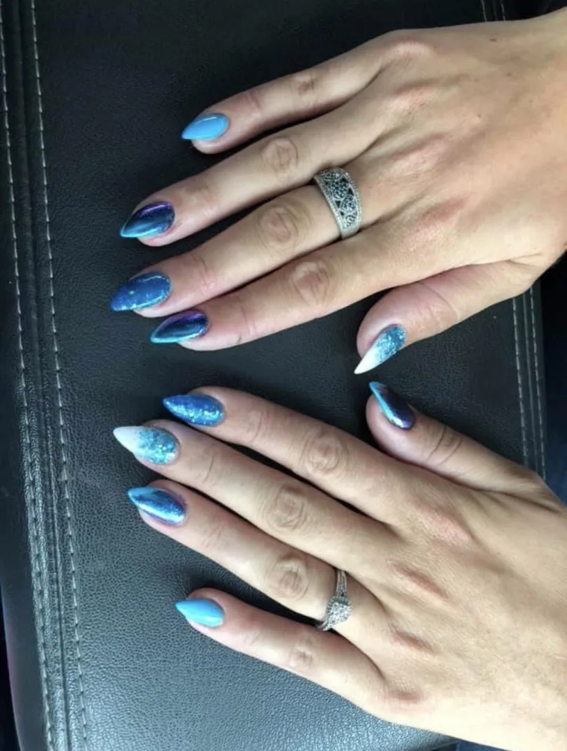 Flash Back to when I had some beautiful daggers posted by HeretoExplore123