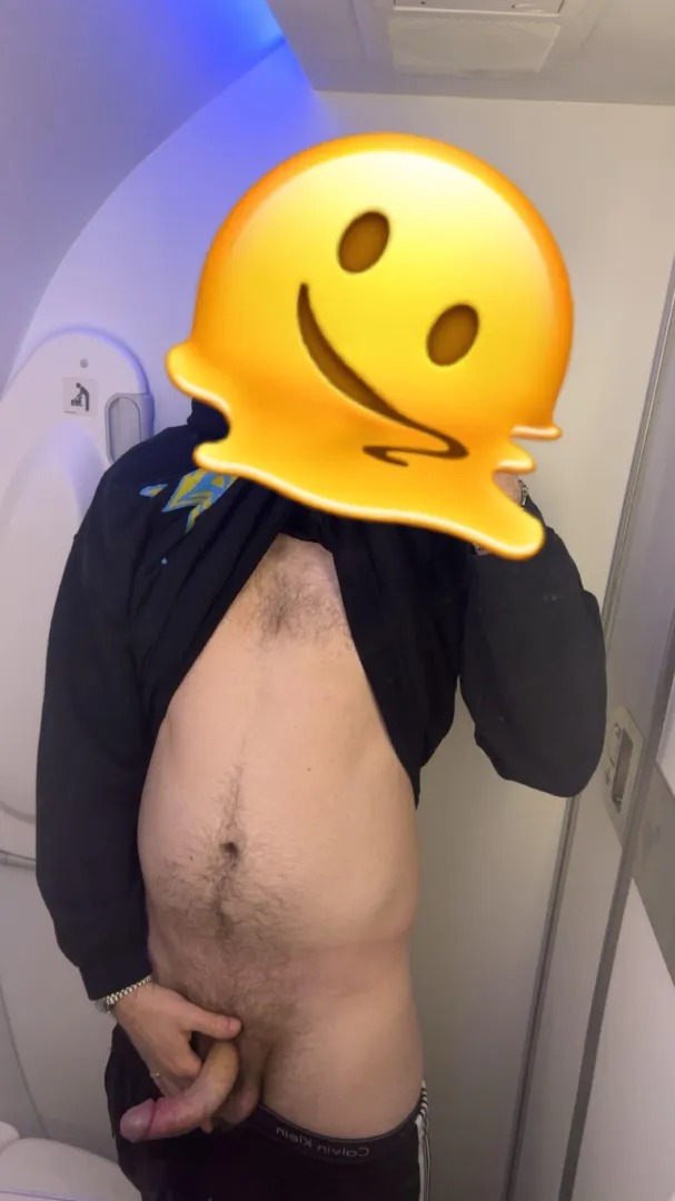 flying back to (M)elbourne posted by ButteryDesire