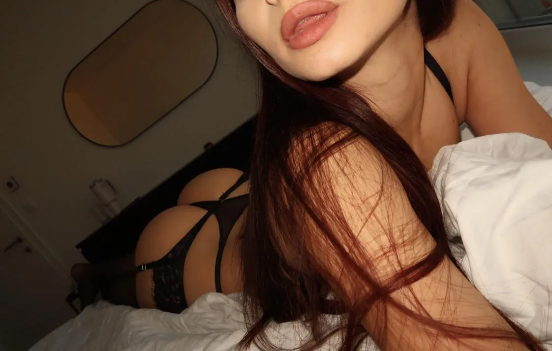 Focus right here :* posted by nibloomm