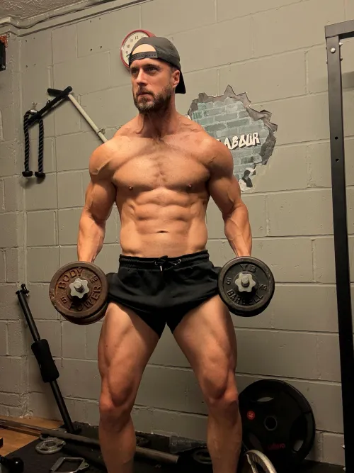 focused on getting em gains by Icy_Finger1616