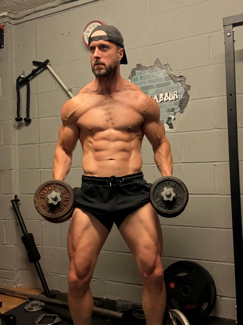 focused on getting em gains posted by Icy_Finger1616