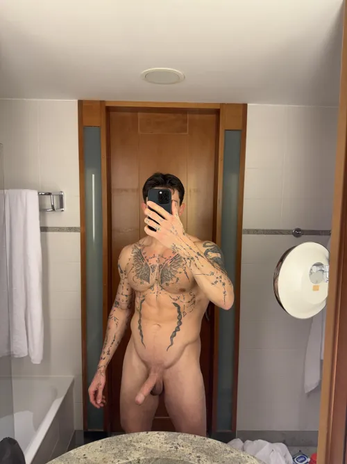 Follow the v line [age 26] by amaro_noah