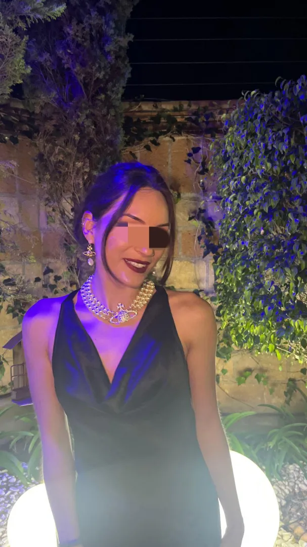 Forget everything that you are, all your wants and needs no longer matter. The only thing that matters is submitting and devoting your life and money to me. ๑ posted by Ali052296