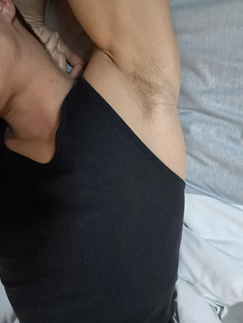 Forgot to wear deodorant to practice and im so musky by ReplyExcellent4775