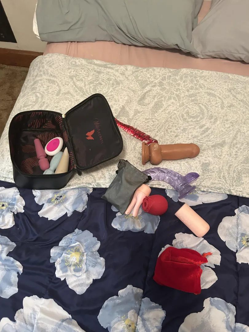 Found these while my sister was gone.. posted by RaccoonOnly5518