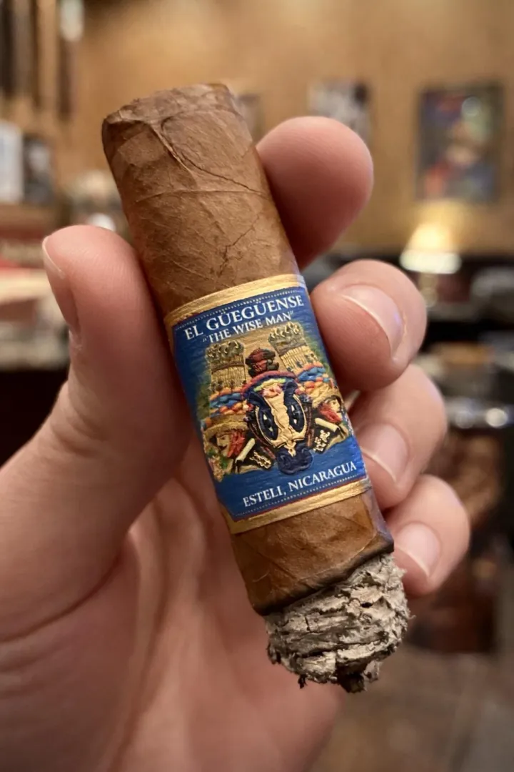 Foundation El Güegüense Famous Smoke Exclusivo posted by nalaseap