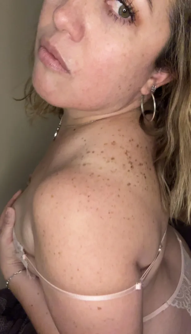 Freckles drawing you in… stay for more? posted by MissGinebra