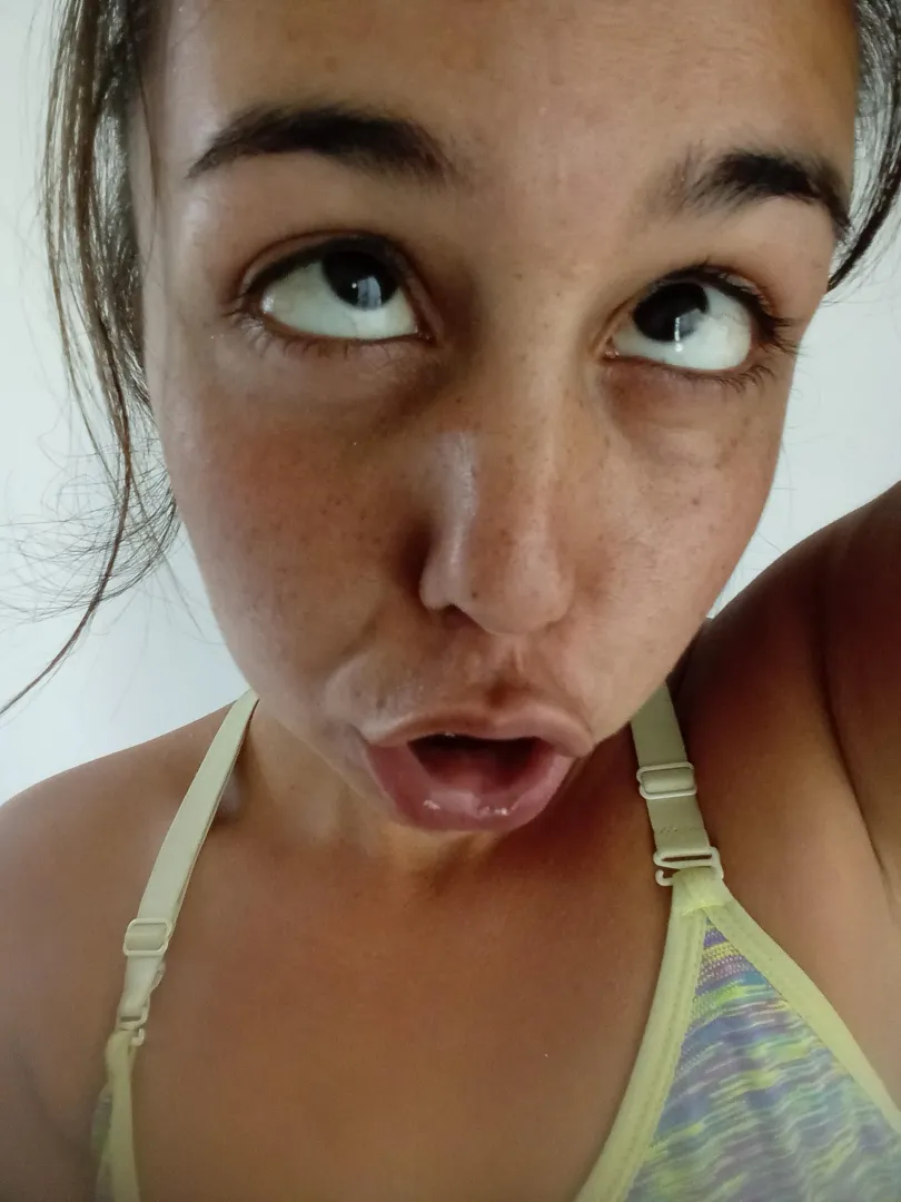 Freckles of a crazy woman posted by crisantemop