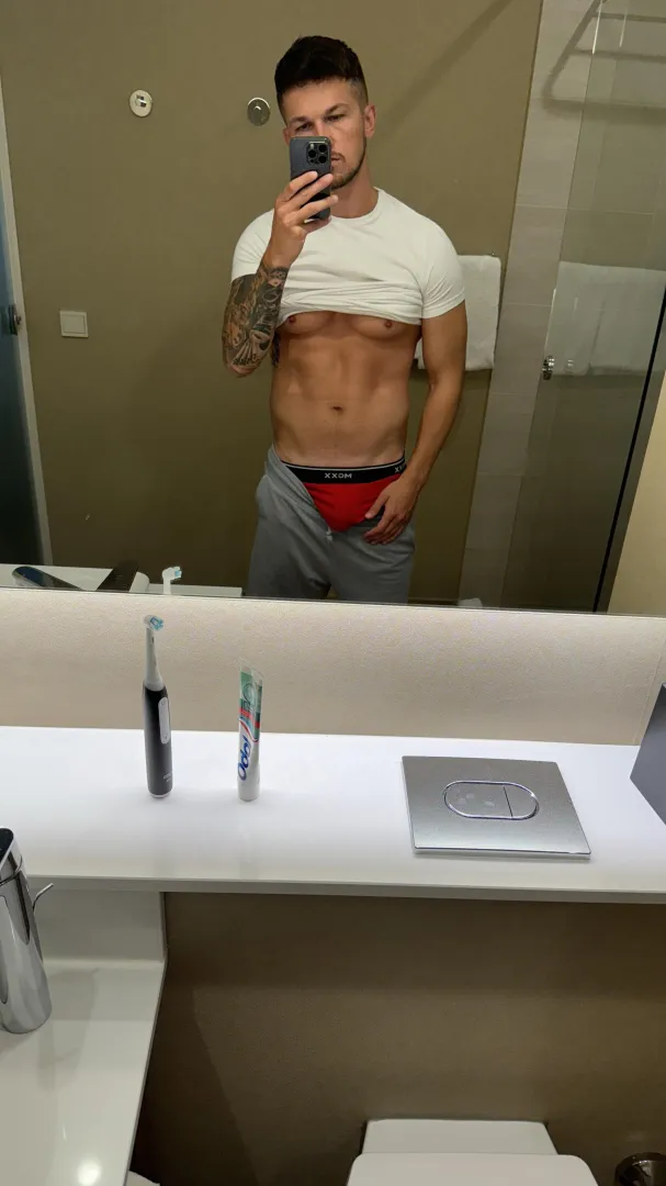 Free today with this link https://onlyfans.com/riqardo/trial/shoqfpocor9wk1ytw6oummwsuybha6p9 posted by Daddy-Fit1989