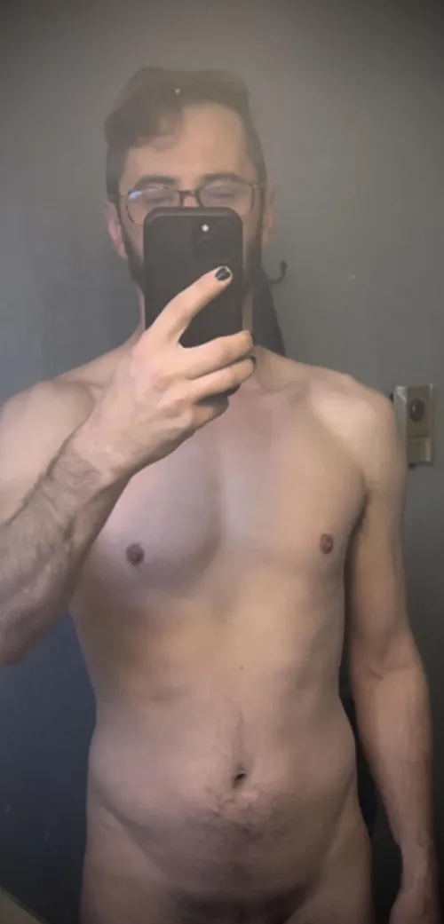 Free tonight. Dinner or drinks, wherever else the night takes us. Local to downtown and can host. M38 by EliteSnailKnights