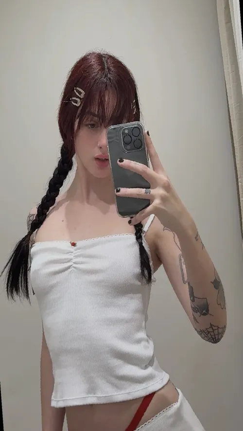 Free tonight + tomorrow for fun dm me on lnnsta: .lunabowtie'. by dominicandub