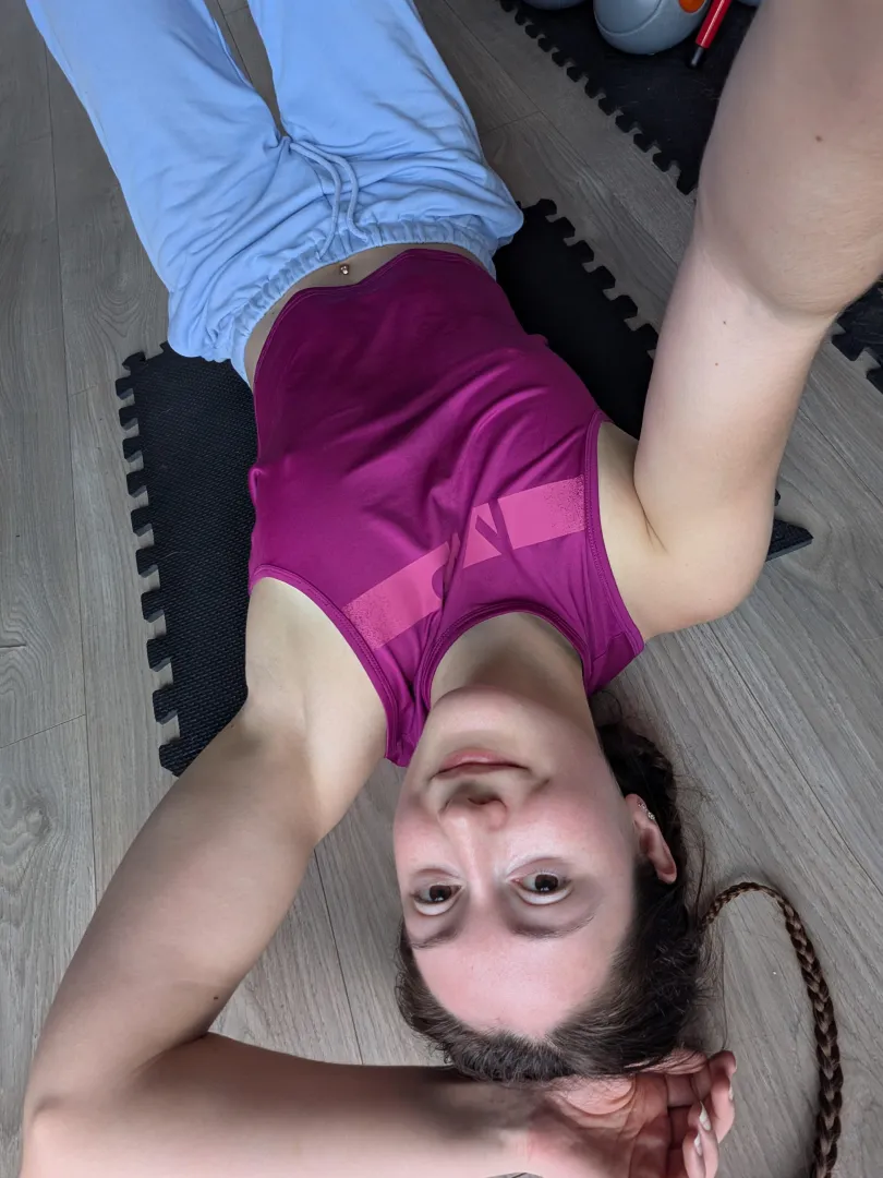 Fresh from sets, no bra regrets! posted by SirenSasha_336