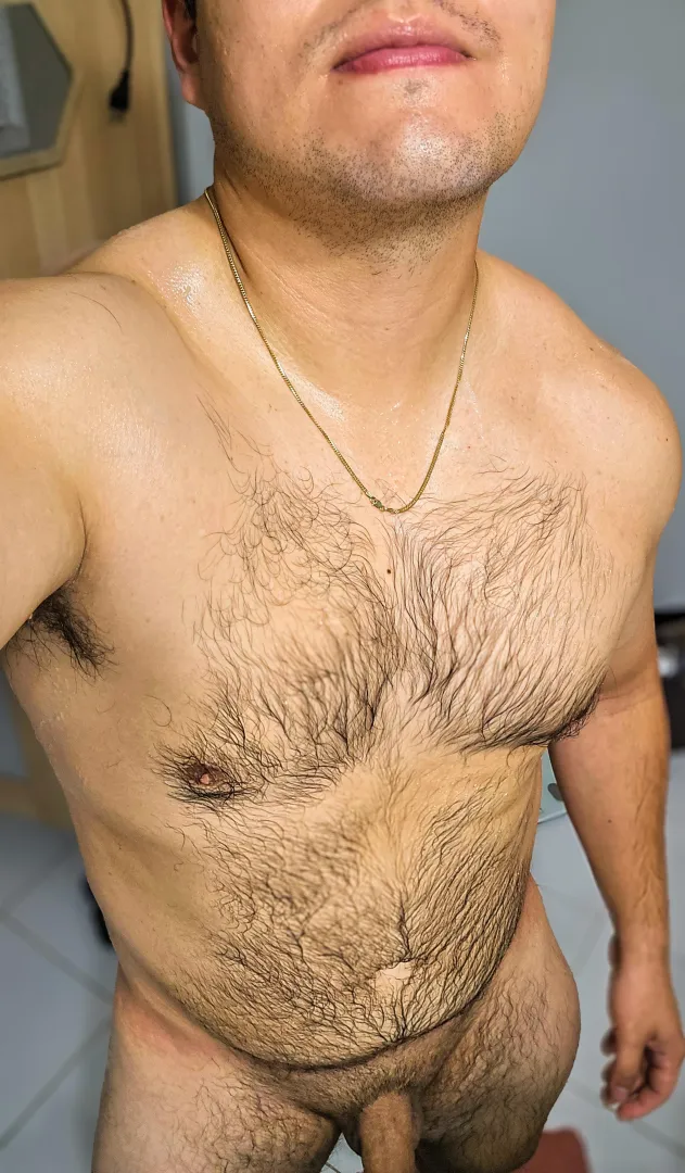 Fresh out the shower posted by thehiddencummer