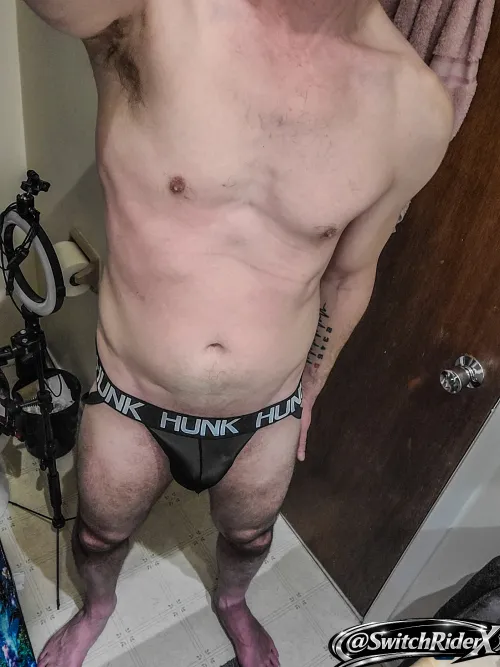 Fresh outta the bath  ready to get dirty  by SwitchRiderX