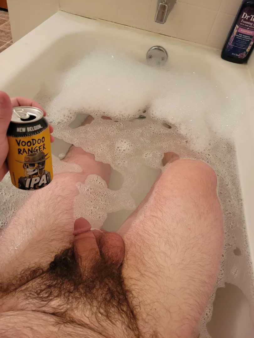 Friday calls for a bath beer! posted by Secure-Pineapple-457