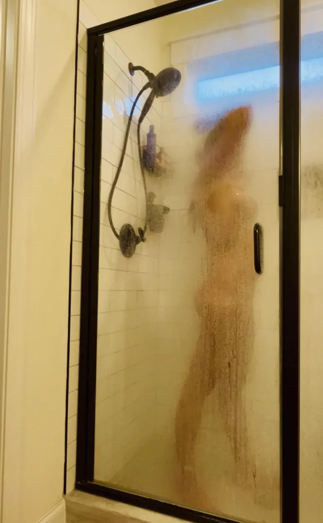 Friday vibes! Looking forward to a fun weekend  posted by MandyB_