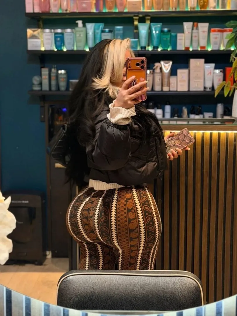 From the back  #Itsivysky posted by Masskamikaize