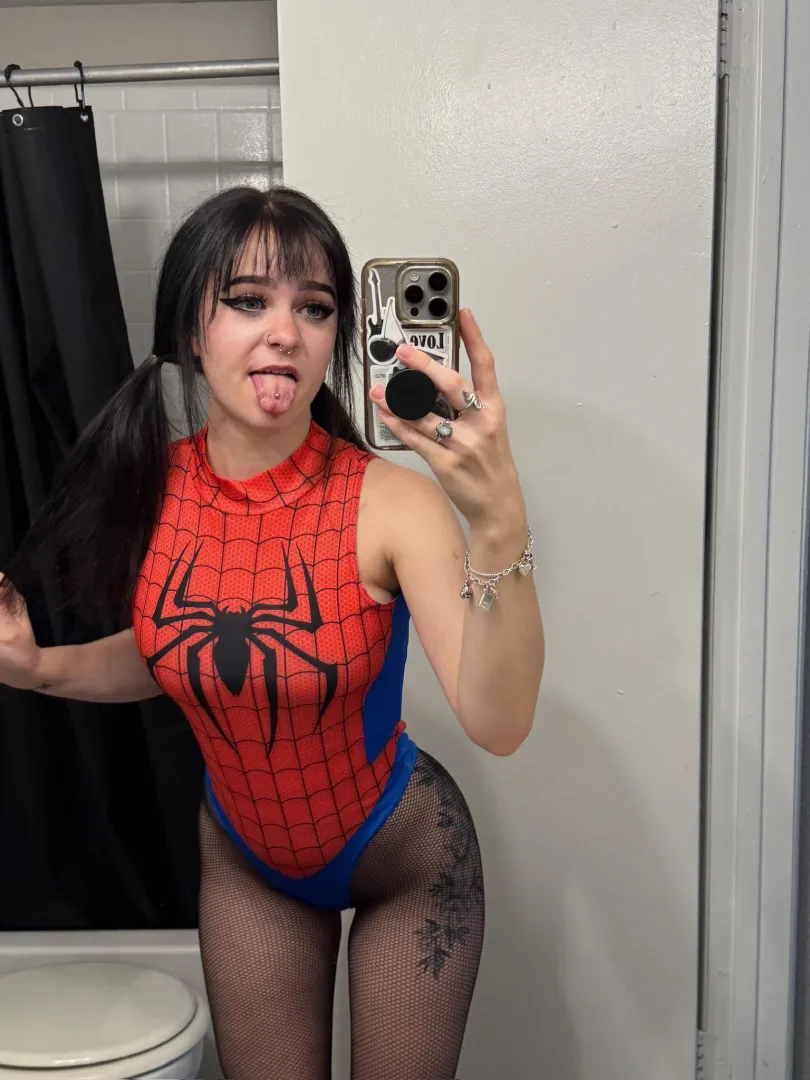 fuck before or after our gaming sesh? posted by stellablazeee