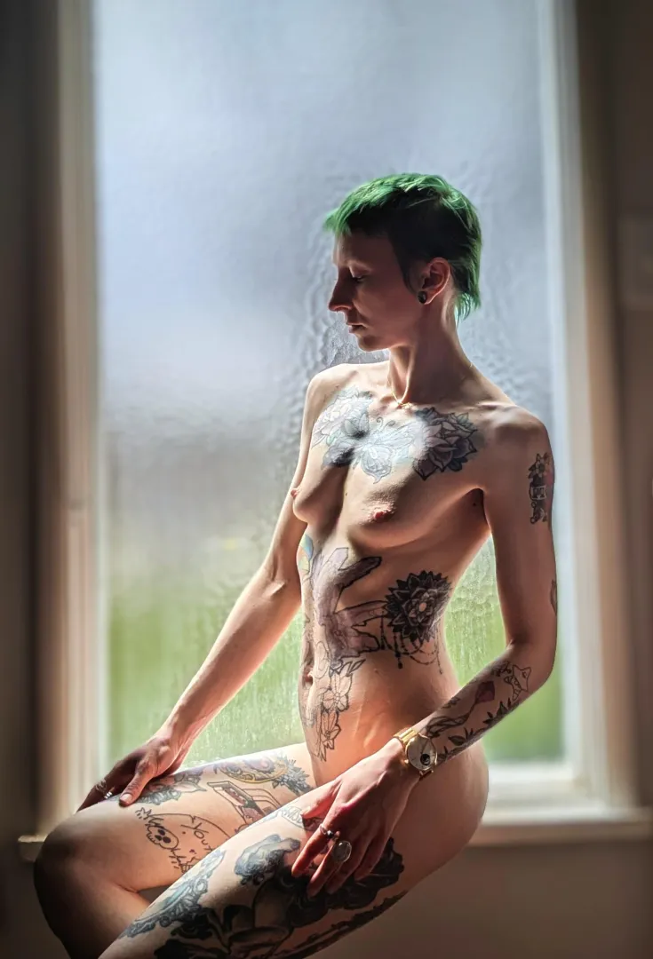 Fuck me Friday - or is it Freaky, Frisky, Fungi, Feline, Funkadelic..... posted by thisiselizapearl