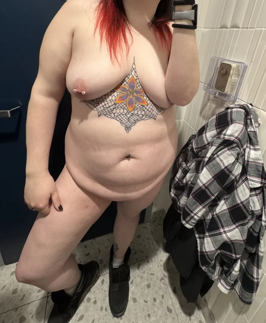 Fuck Titles posted by sassysoakingslut