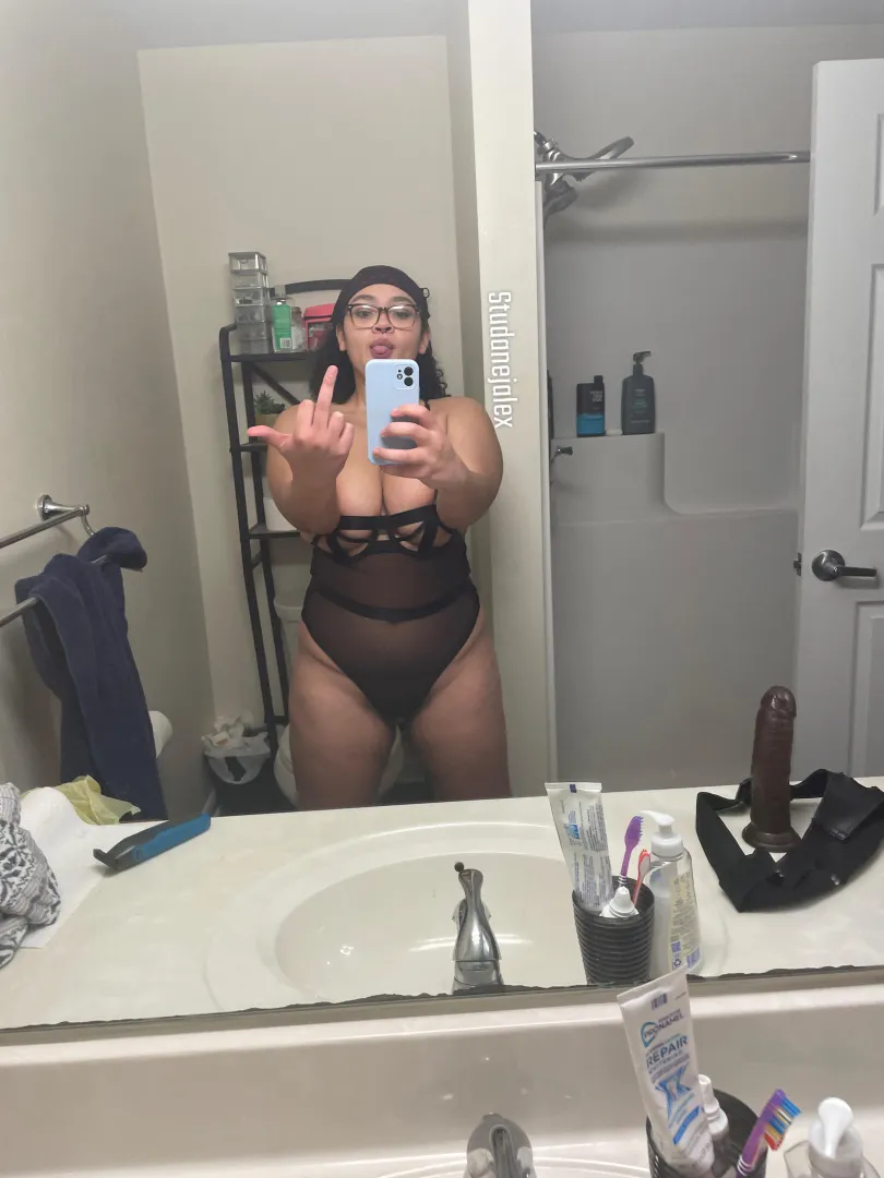 Fuck you loser posted by StudanejAlex