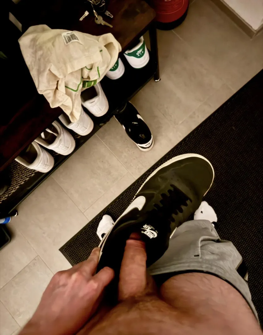 Fucking Mates hetero Nikes posted by PauseFearless6291