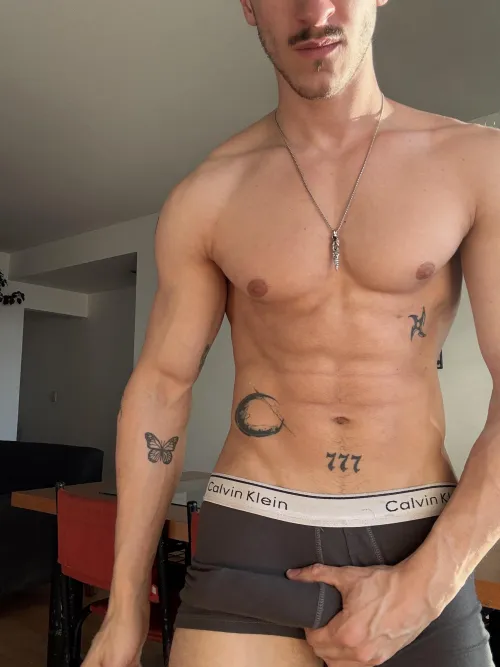 Game day! by TastyChrips