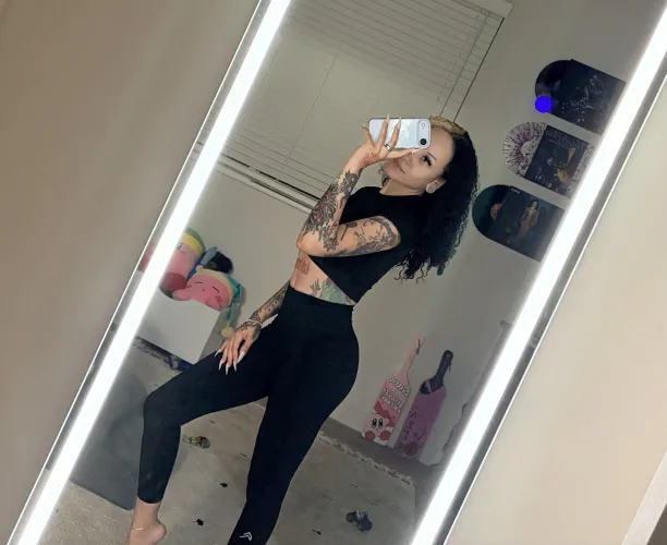 Game with me! Go to the gym with me! Let’s build a real connection in a GFE  (verified gf) by Sukiinpink