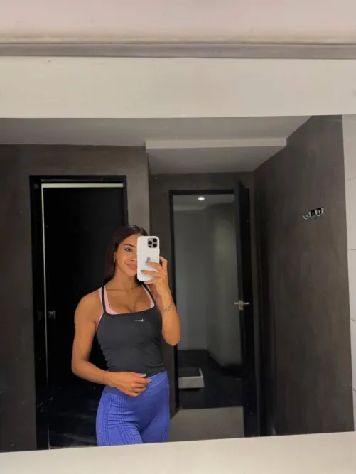 Gentle on the outside, beast inside by gymgirlie123