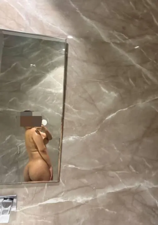 Geopolitics & Gift Wrapping: Seeking a Gentleman with a Kink for Gifting. posted by muffinstudd