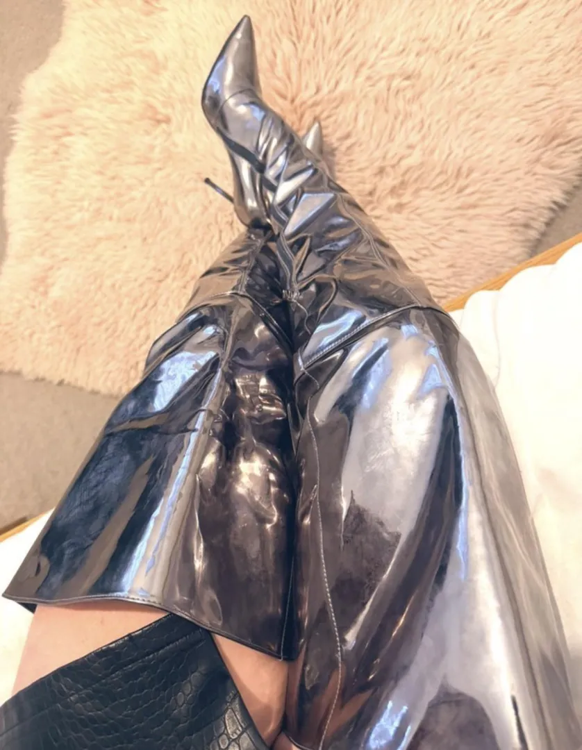 Get in your knees. You’ll see your face in these beauties. posted by Comprehensive-Fly-35