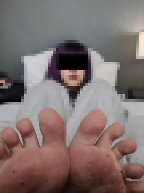 Get inbetween them beta by goddessstar20