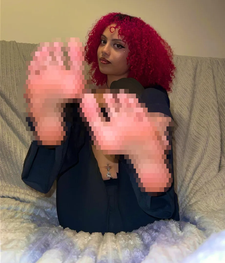 Get on your place footrest! posted by Sub_Ne0s