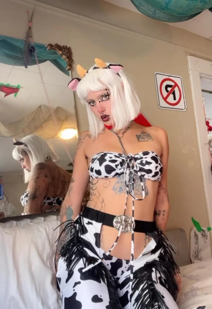 Get to milking posted by Midnight_miss